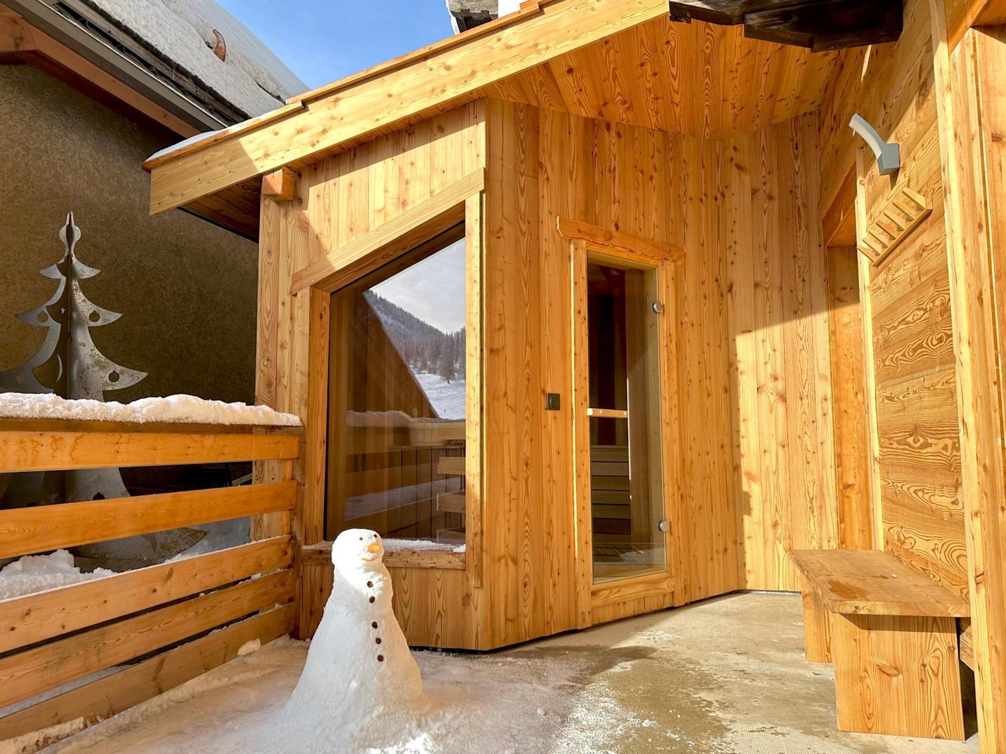 Le Janus, Pied Des Pistes, 2 Garages, Terrasse Avec Sauna Montgenèvre Værelse billede
